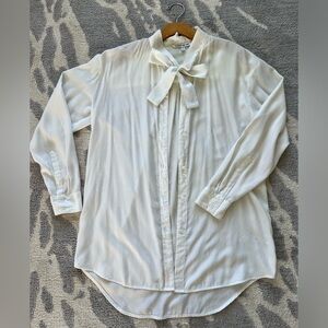 Elizabeth and James shirt